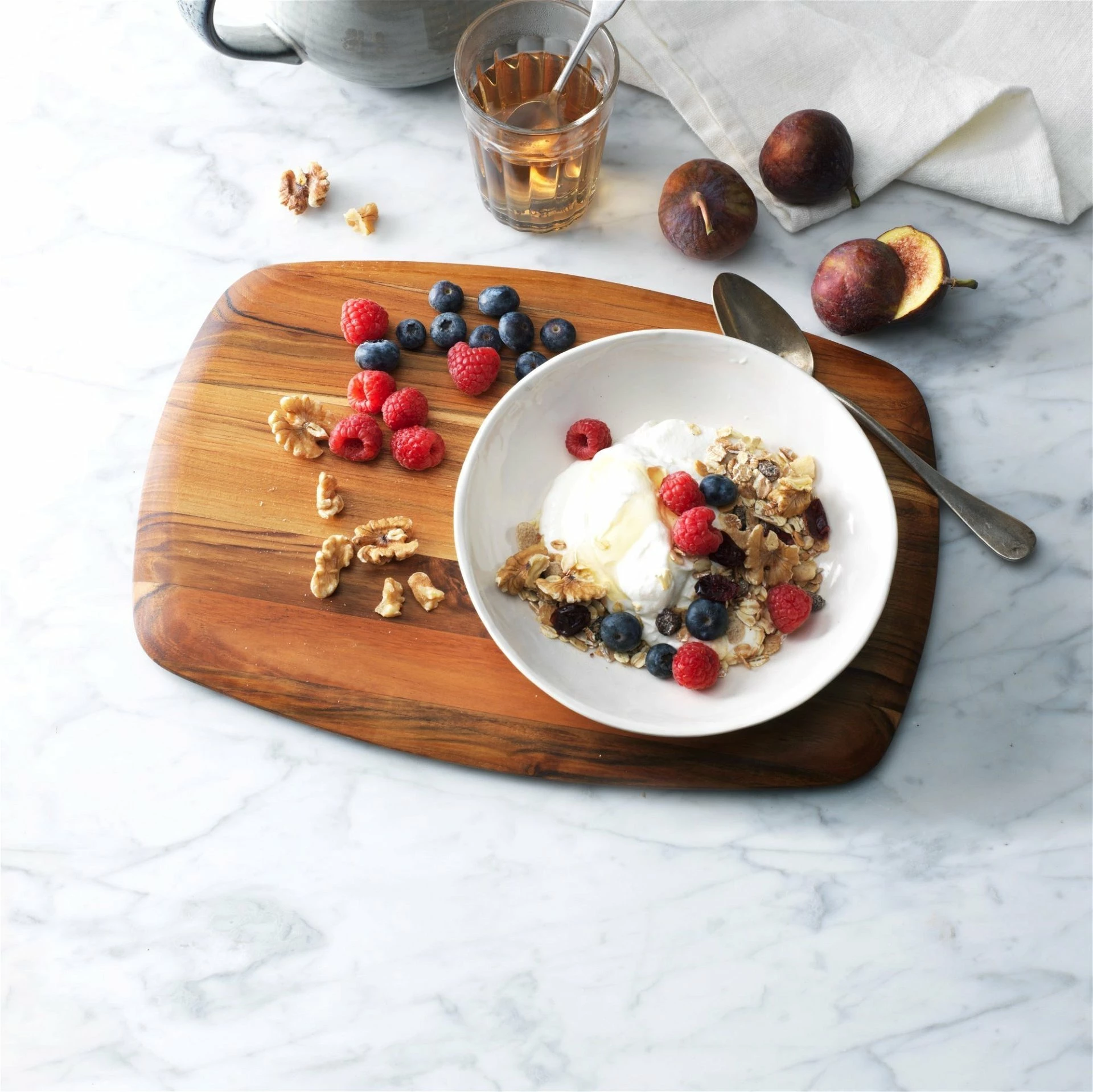 TeakHaus Edge Grain Cutting Board W/Rounded Edge (Medium) | 14" X 9.5" X 0.55" - Image 4