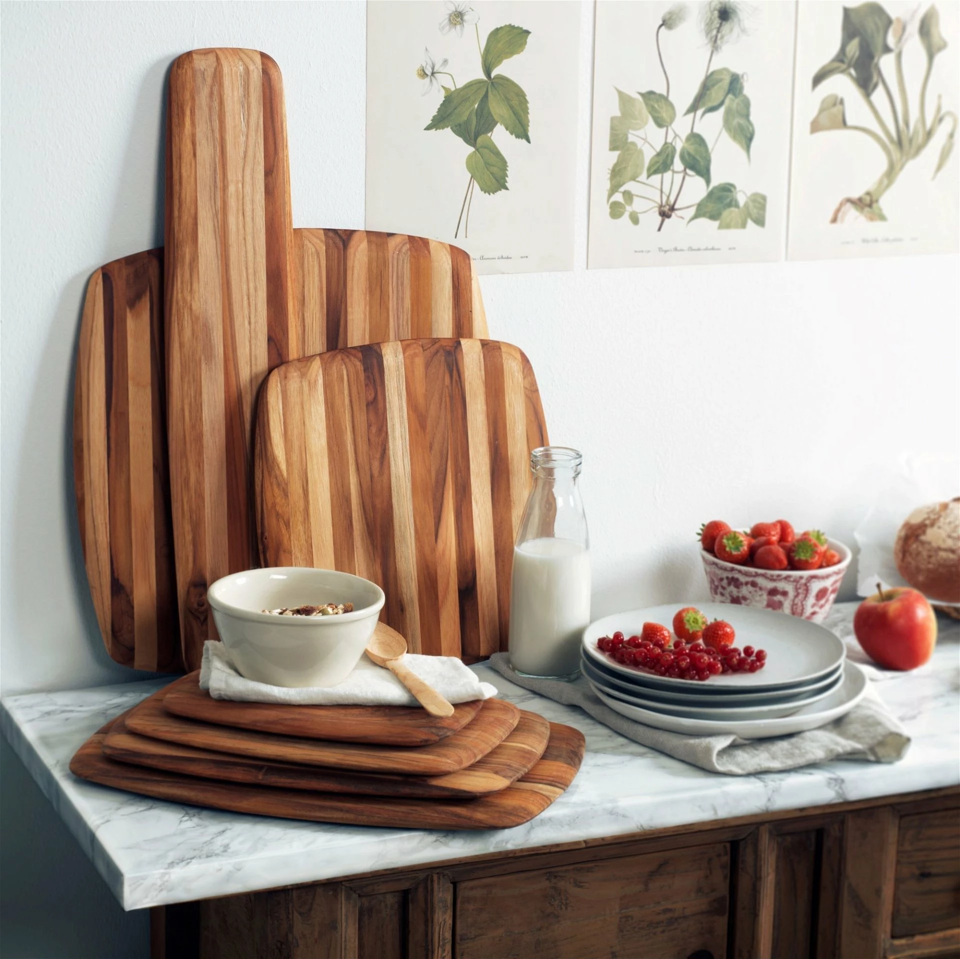 TeakHaus Square Edge Grain Cutting Board W/Rounded Edge (Large) | 16" X 16" X 0.55" - Image 4