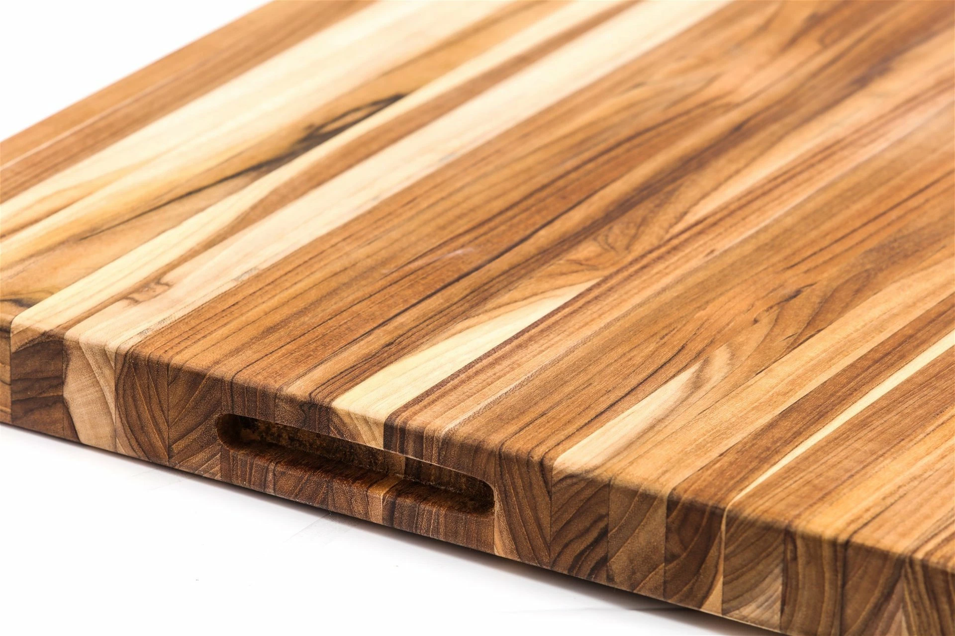 TeakHaus Edge Grain Carving Board W/Hand Grip (Rectangle) | 24" X 18" X 1.5" - Image 3