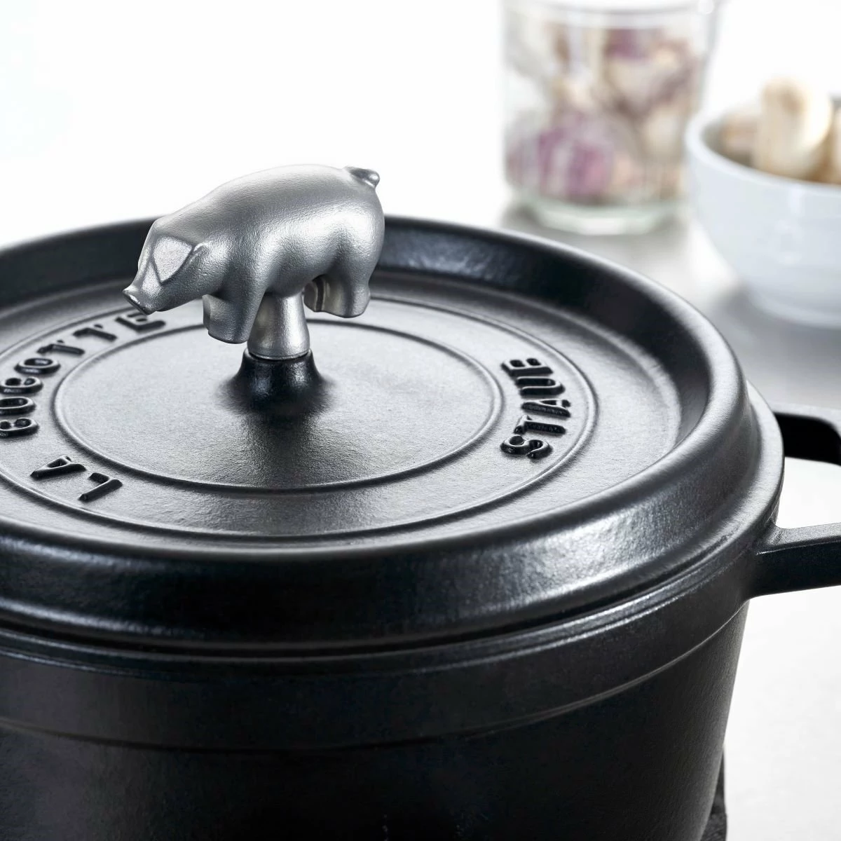 Staub Animal Knob | Pig - Image 3