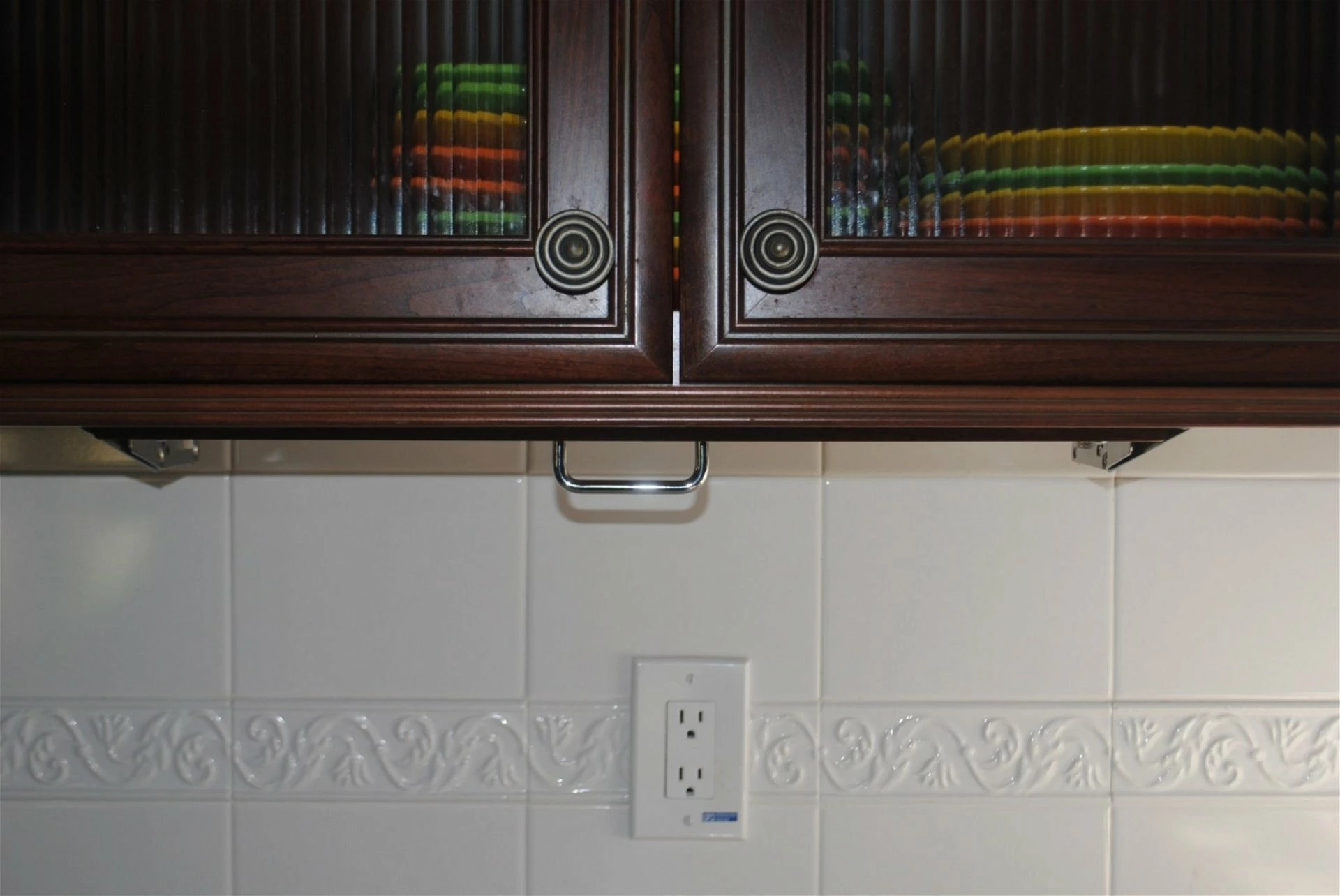 Drop Block Under Cabinet Knife Storage Rack - Small - Image 4