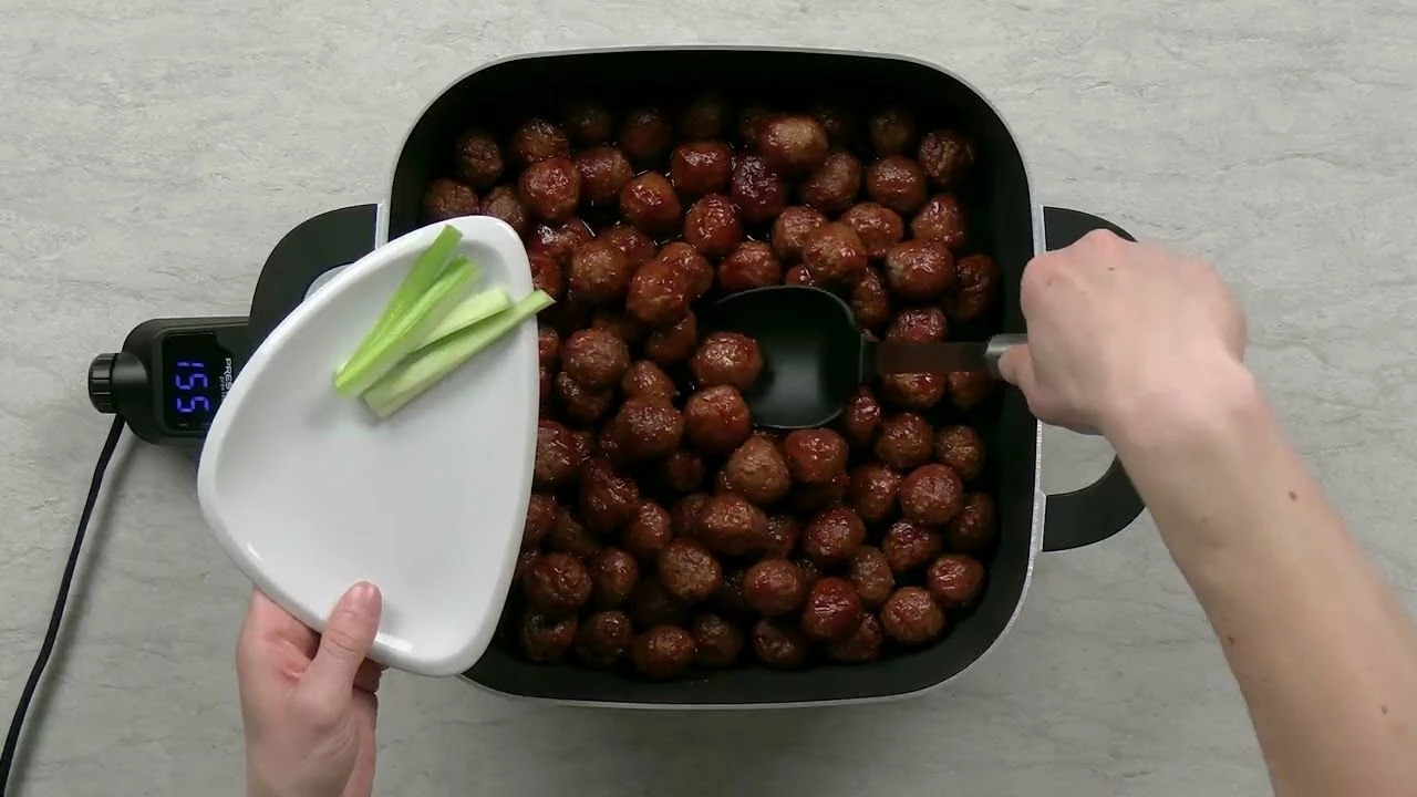 Presto® 12" Precise Tuxedo Digital Precision Skillet Multi Cooker - Image 6