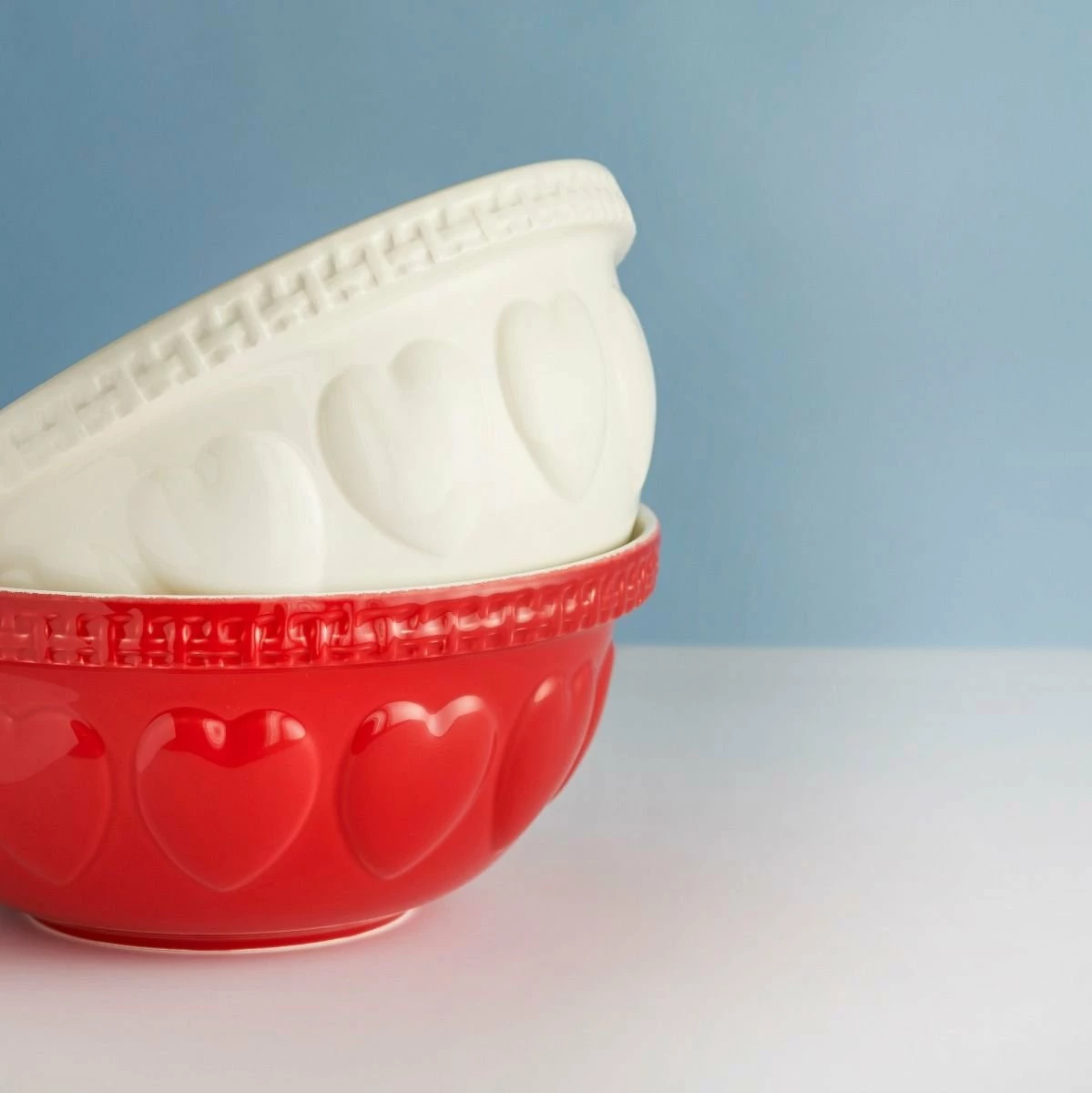 Mason Cash Hearts S12 (4.25 Qt) Mixing Bowl | Cream - Image 5