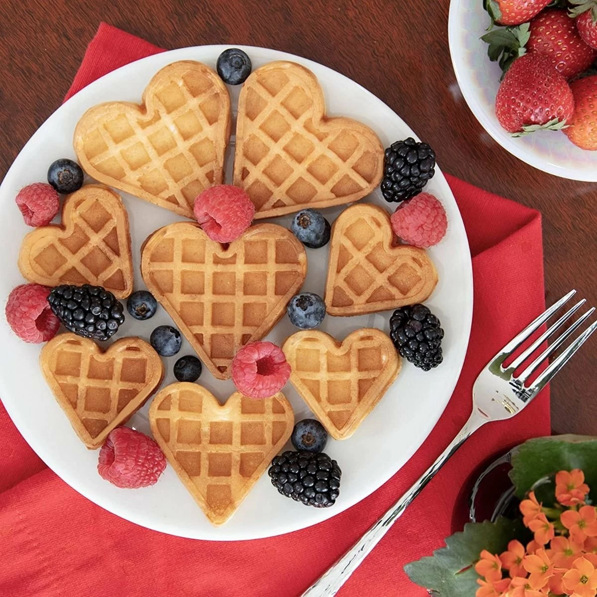 Cucina Pro CucinaPro Mini Hearts Waffle Maker - Image 8