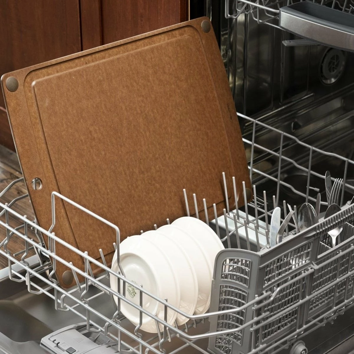 Epicurean All-in-One Series Cutting Board 14.5" × 11.25" | Nutmeg/Brown - Image 4