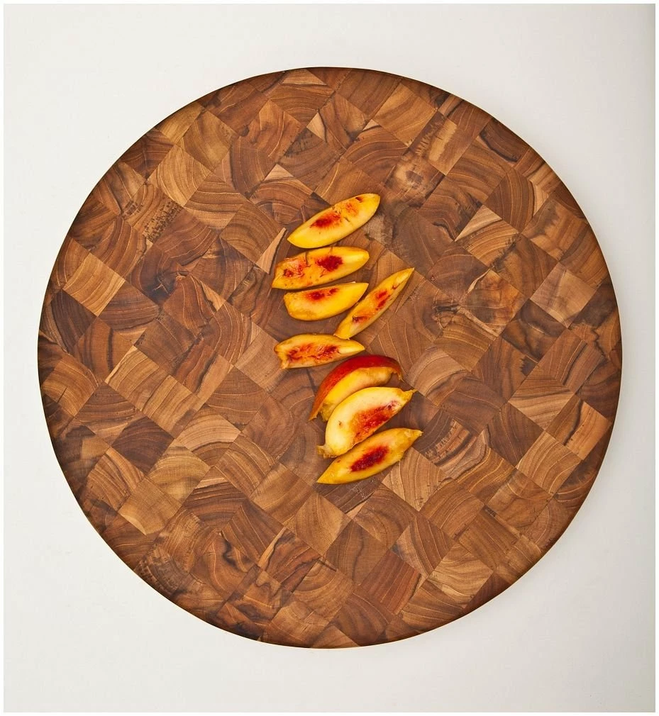 TeakHaus End Grain Butcher Block (Round) | 18" X 2"