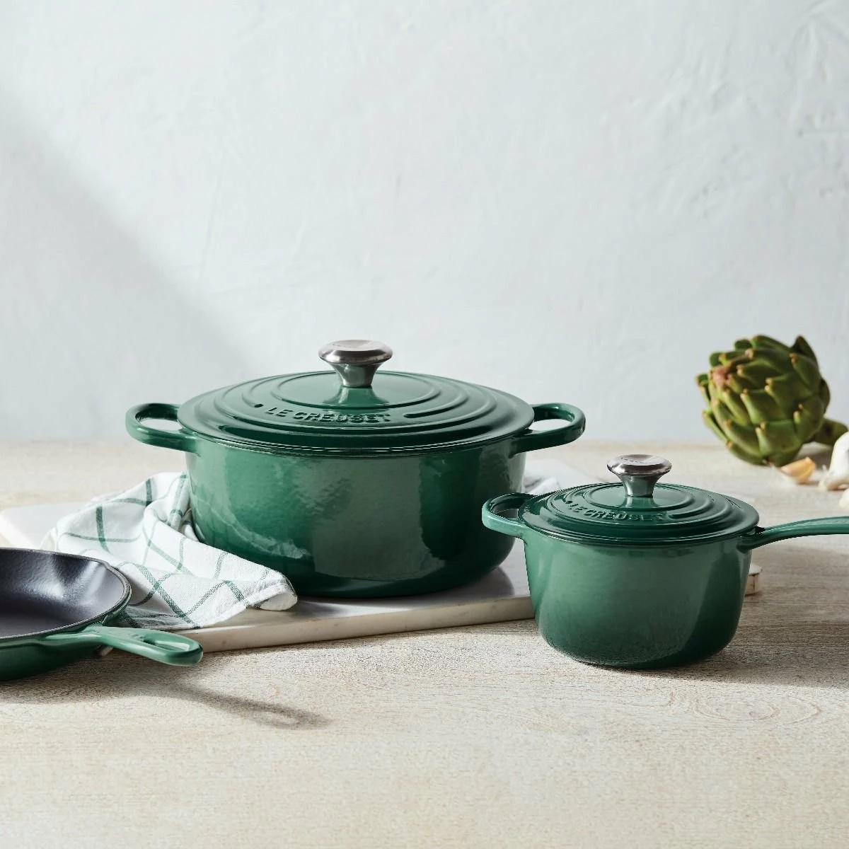 Le Creuset 5.5 Qt. Round Signature Dutch Oven With Stainless Steel Knob | Artichaut - Image 6